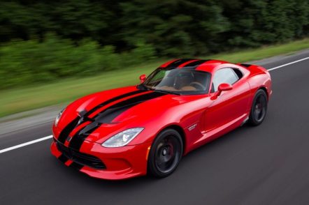 2017_dodge_viper_angularfront